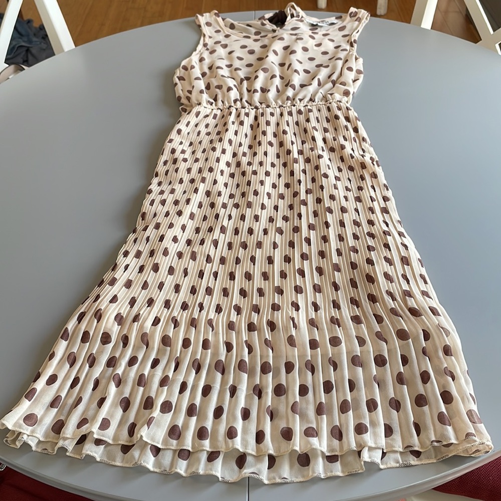 NWT Forever 21 sleeveless knee length dress Size S/P polka dot taupe brown - Picture 3 of 12